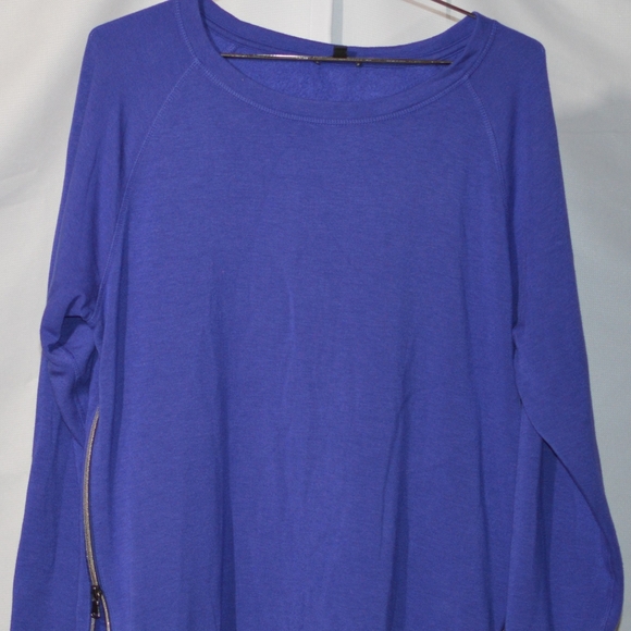 Stella & Dot Sweaters - Woman's sweater